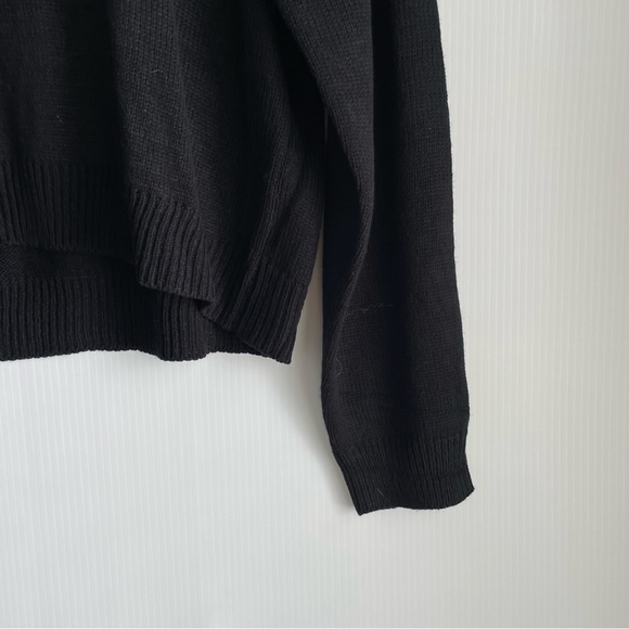 Shein black long sleeve sweater with leopard ripping tie on back size Large - Picture 2 of 5